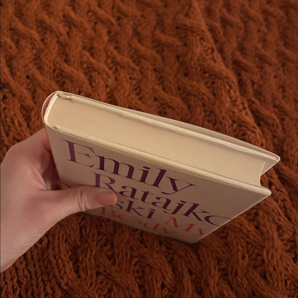 Emily Ratajkowski My Body Book - Picture 3 of 3